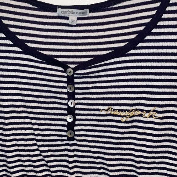 Charlotte Russe Large Short Sleeve Shirt (slightly cropped) - Picture 2 of 6